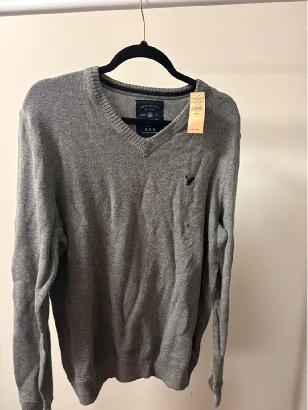 NWT American Eagle Gray Sweater - Size Medium